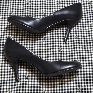 Vintage Rampage Lelia Black Women's Heels
